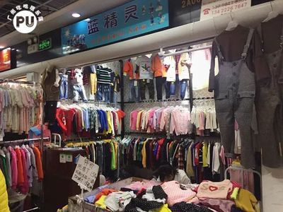 探秘江南西旁的服裝批發市場 100元竟能買5套衫，快去薅羊毛！
